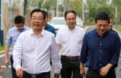 南浔区委书记夏坚定赴旧馆镇调研时走访南宫电子游戏