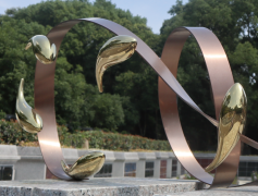 铜艺更生：碑雕与殡葬中的永恒之美